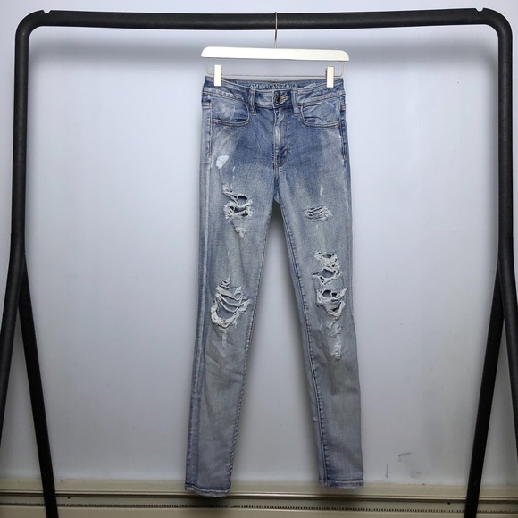 Ripped Low ride American Eagle jeans - Picture 1 of 1